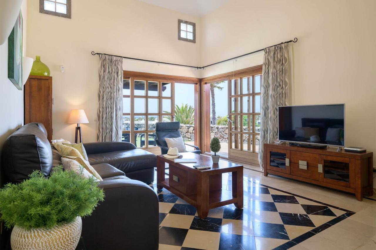 Villa Esterlicia Playa Blanca  Exterior photo
