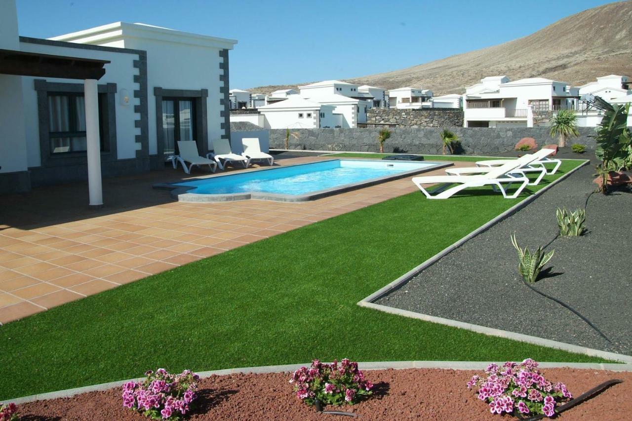Villa Esterlicia Playa Blanca  Exterior photo